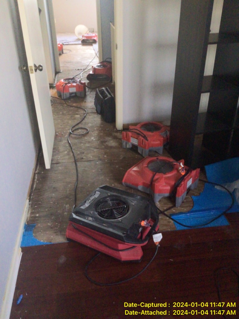 Professional drying and mitigating water damage in Philadelphia, PA